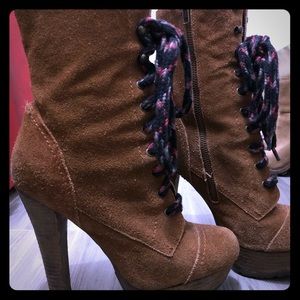 Wild pair ankle boots